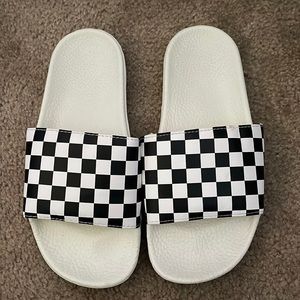 Vans slides